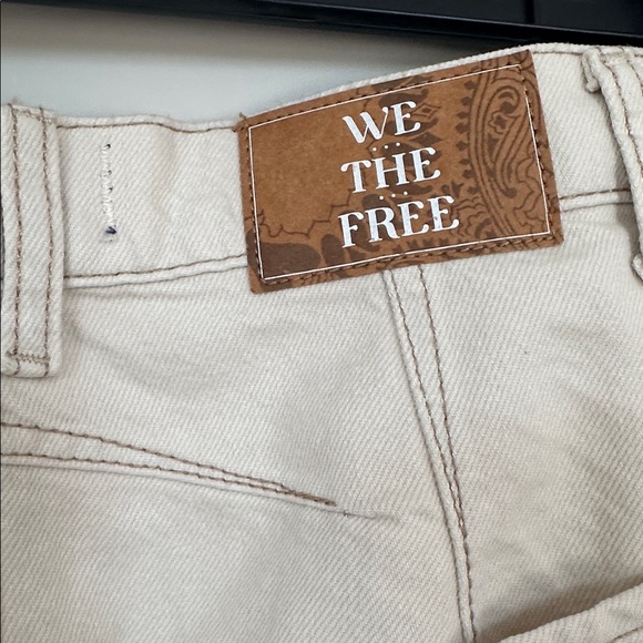 We the Free Lucky You Mid Rise Barrel denim by Free People sz 27 EUC - Picture 7 of 10